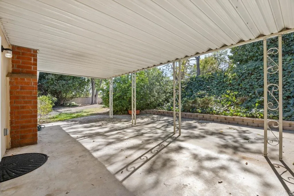 https://cdn.realtyfeed.com/cdn/127/306639179/93c53859e785404790f4b078ee582bf8.webp
