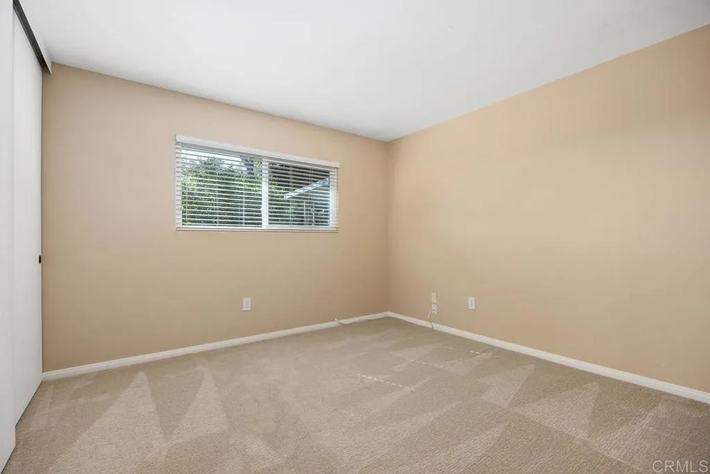 https://cdn.realtyfeed.com/cdn/127/306639179/e438112d1e8c5fd429e2fedbb296abe2.webp