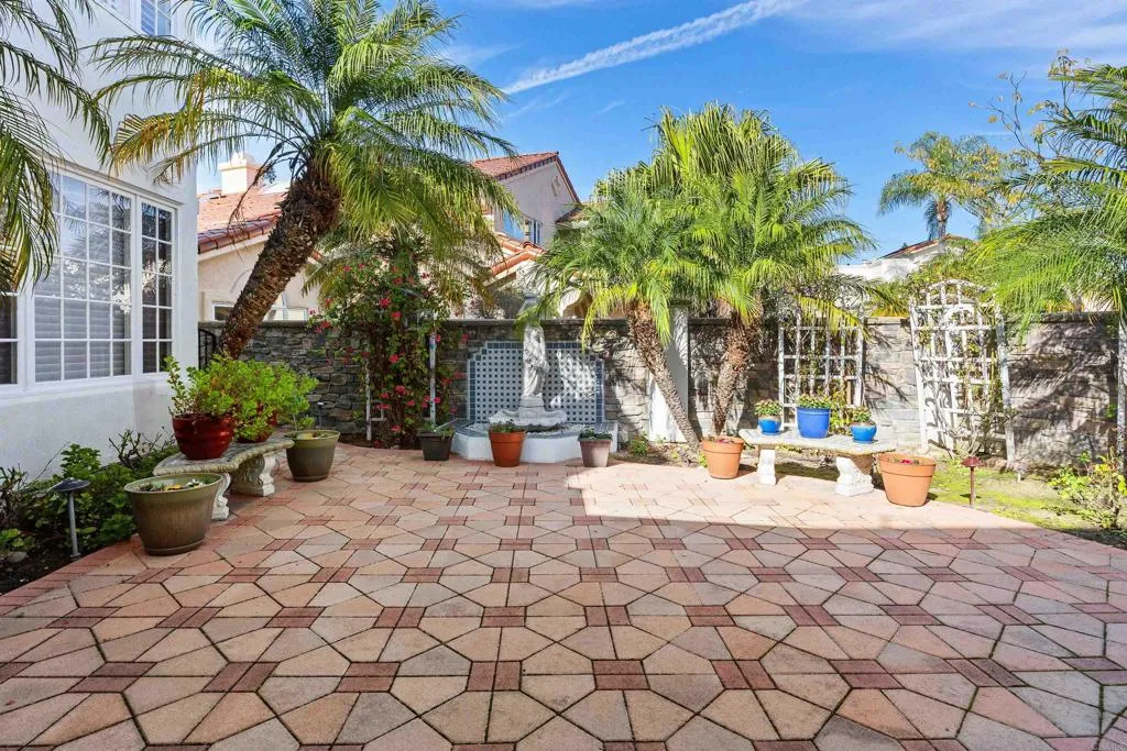 https://cdn.realtyfeed.com/cdn/127/306639194/7f6d58dad60236cee1188e3afb247816.webp