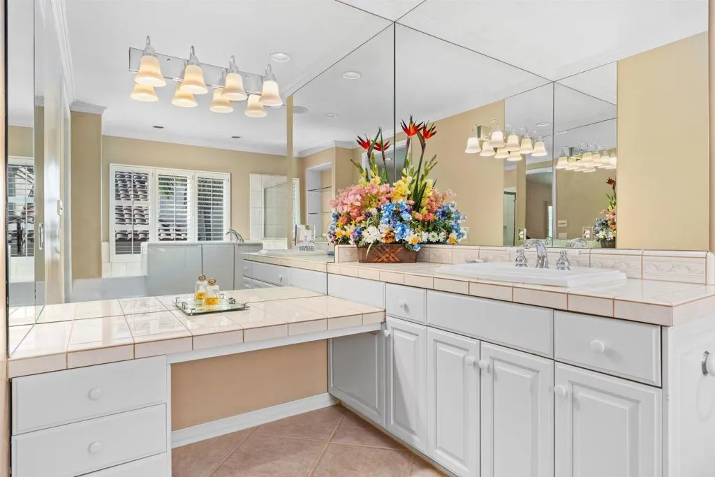 https://cdn.realtyfeed.com/cdn/127/306639194/f0c779ff180a2be52692f3b373278585.webp