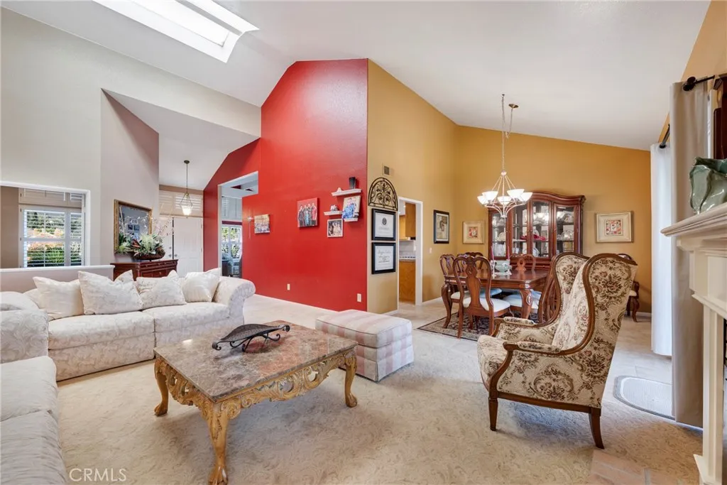https://cdn.realtyfeed.com/cdn/127/306639213/6adc6c25aeafe0c0de893886322dbfd1.webp