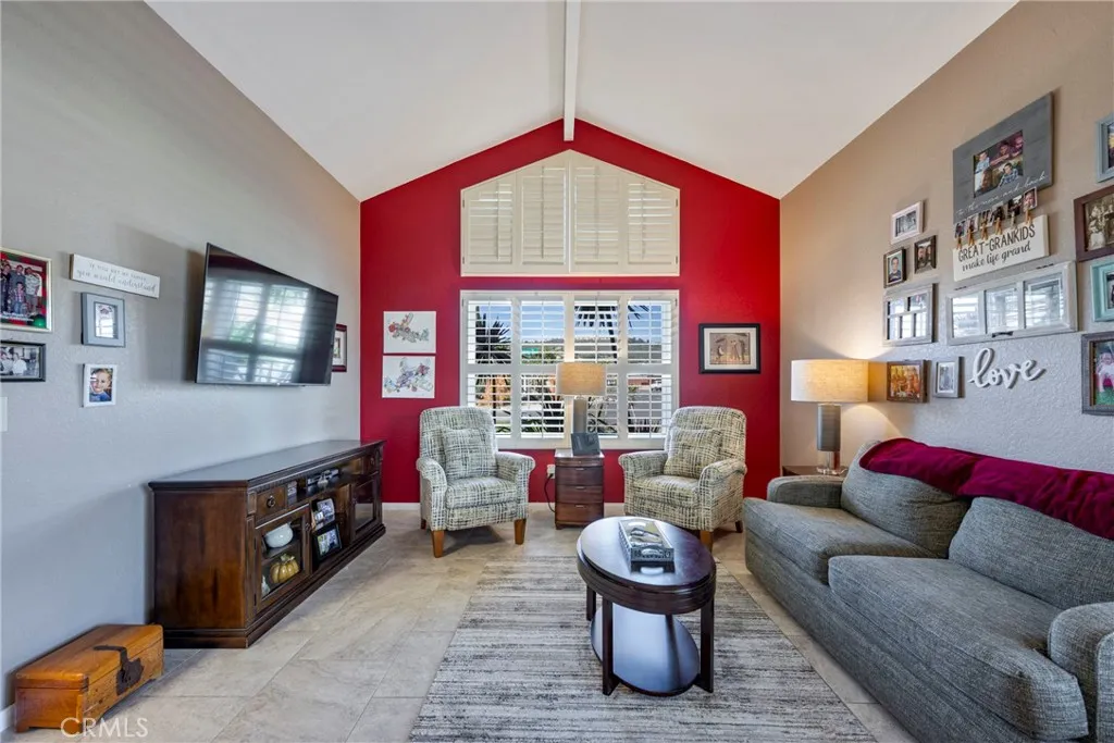 https://cdn.realtyfeed.com/cdn/127/306639213/80e7e3c043a5dec51c996979c7c7c871.webp