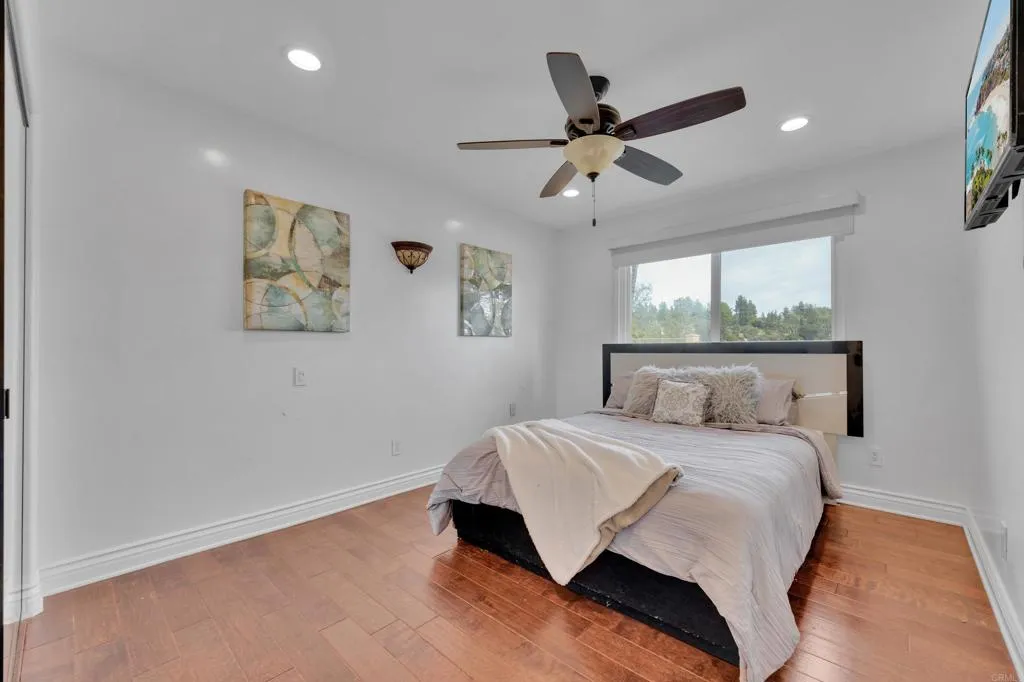 https://cdn.realtyfeed.com/cdn/127/306639215/1103c855a511d55ded35922b43ac8106.webp