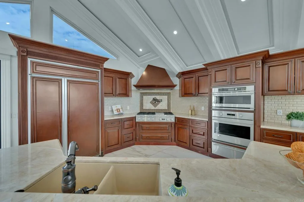 https://cdn.realtyfeed.com/cdn/127/306639215/4f5dc2b3732d45851c7a34c09d29b483.webp