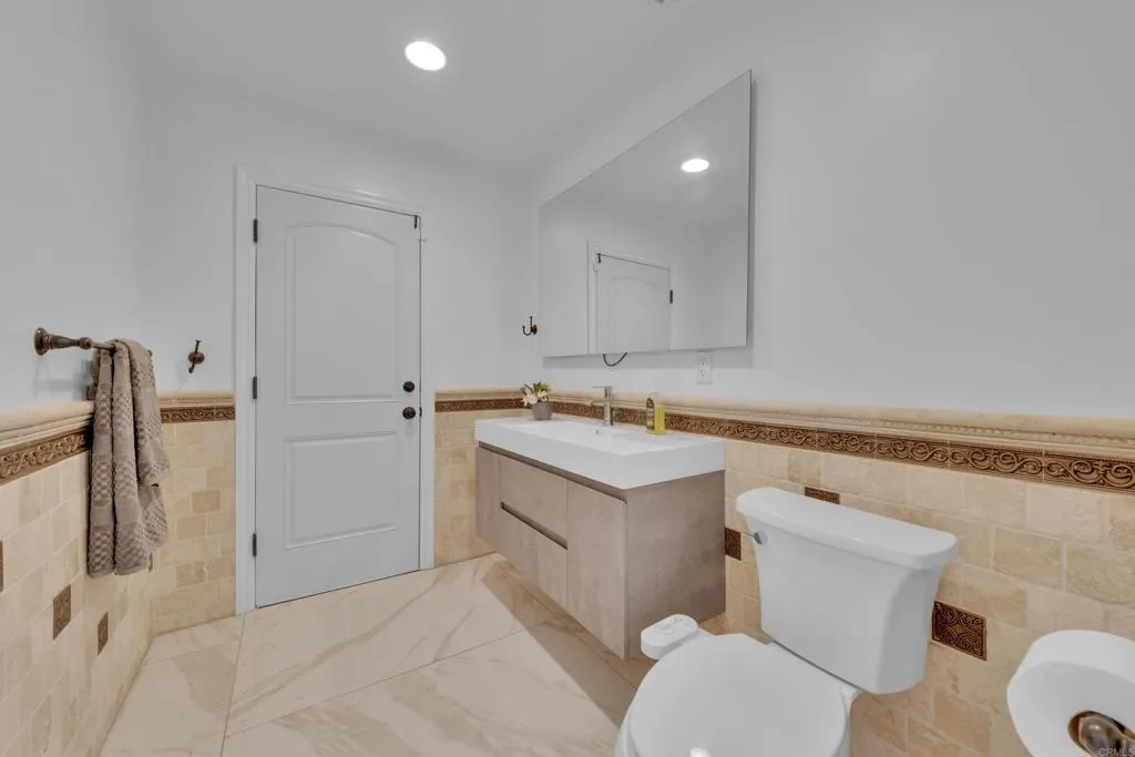 https://cdn.realtyfeed.com/cdn/127/306639215/605a672c44890cb200acf7258bb5cd4c.webp