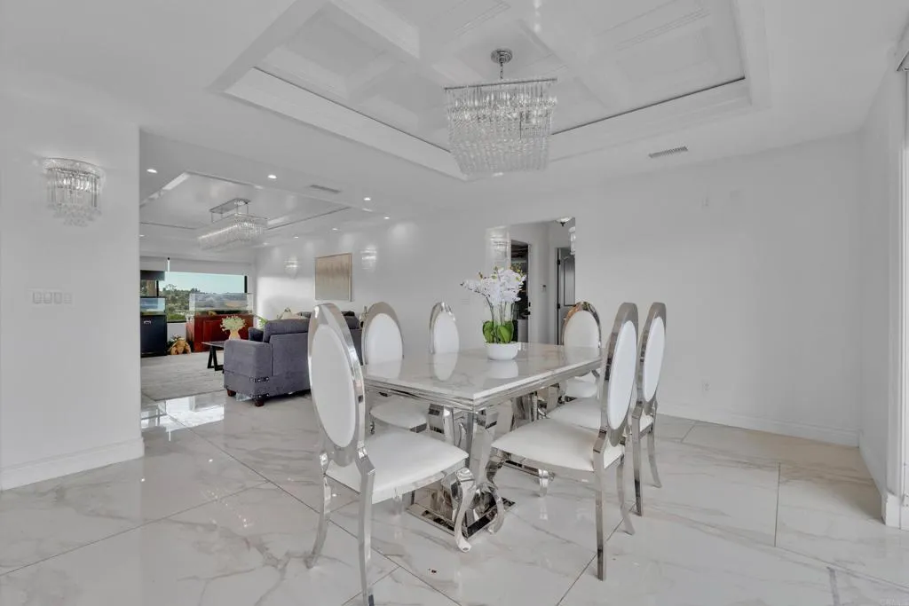 https://cdn.realtyfeed.com/cdn/127/306639215/740e524c938088ff6d6c4f1da2f82d44.webp