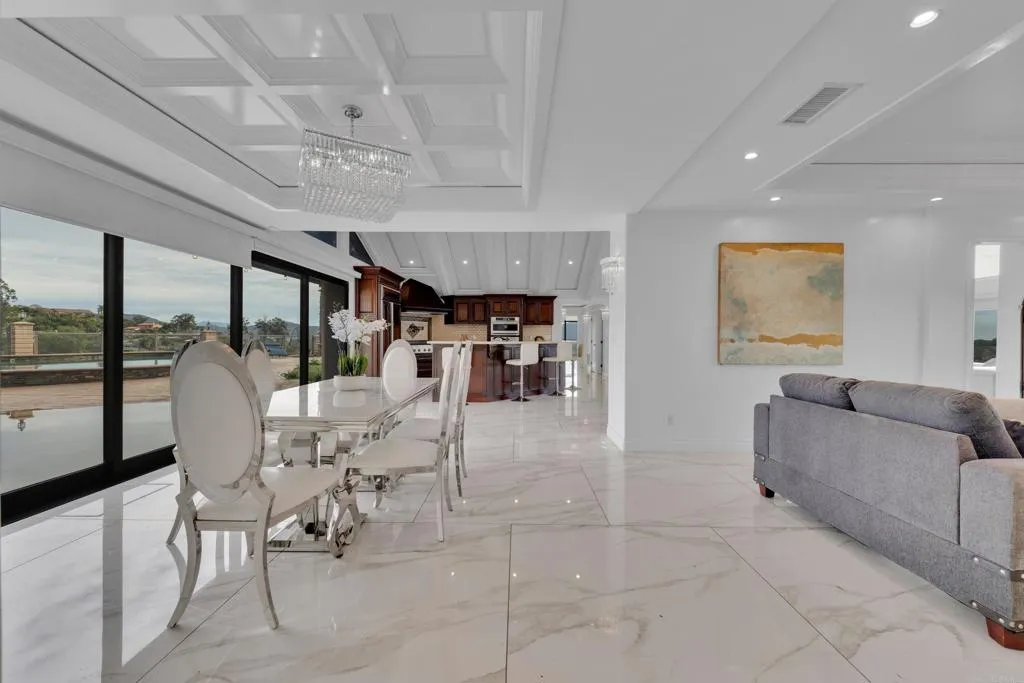 https://cdn.realtyfeed.com/cdn/127/306639215/e296e26c473493d846e43de48c092255.webp