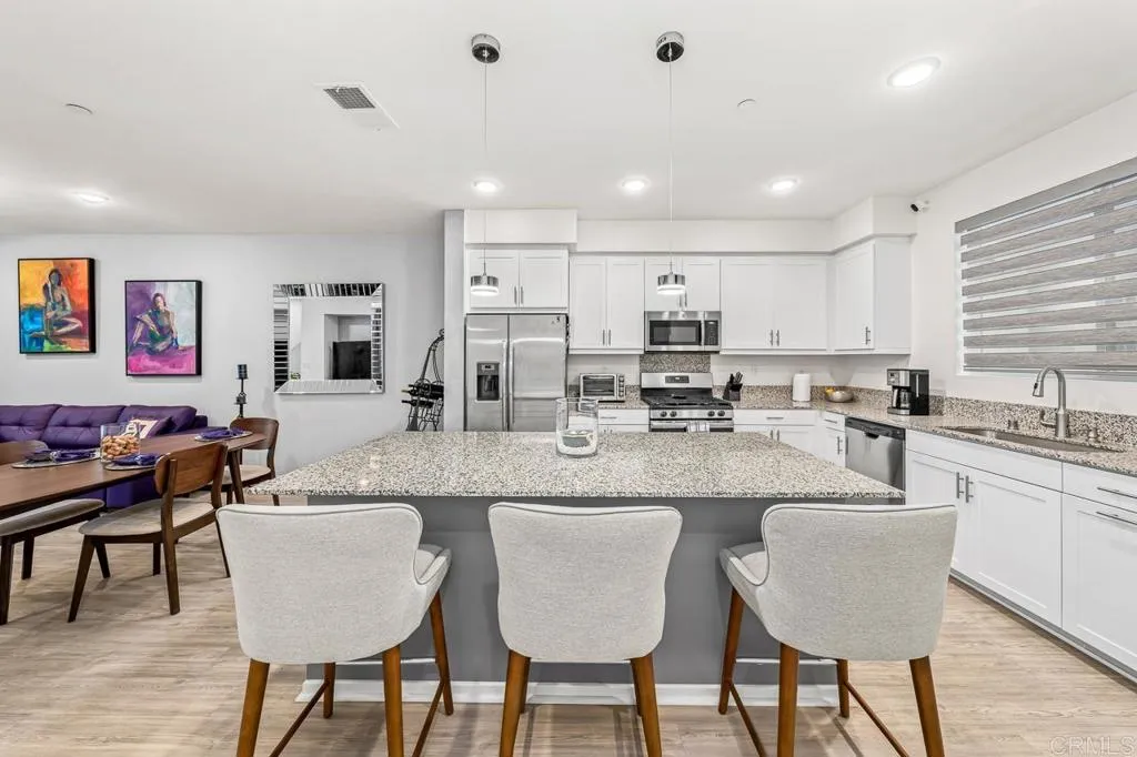 Photo #2: PTP2601008 Listing: Photo #2