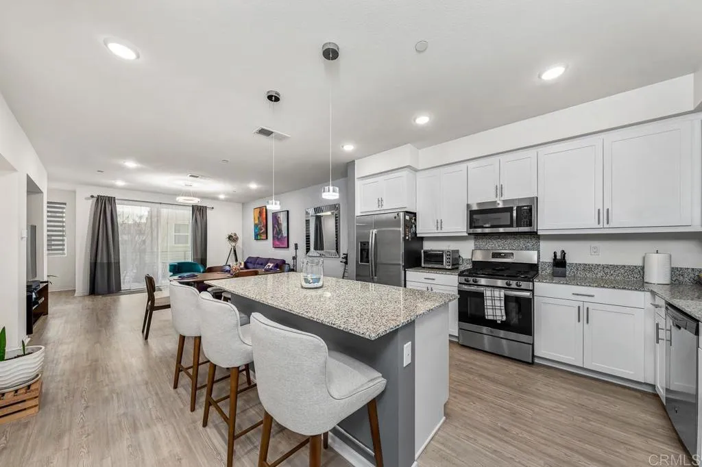 Photo #1: PTP2601008 Listing: Photo #1