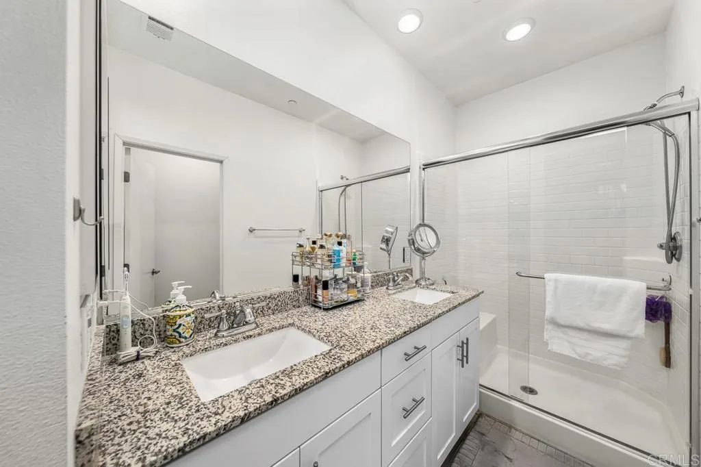 Photo #13: PTP2601008 Listing: Photo #13