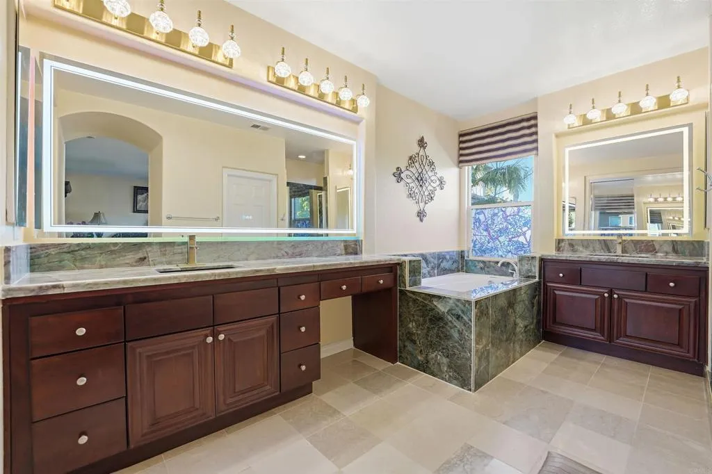 https://cdn.realtyfeed.com/cdn/127/306639322/eed6b81af00c6ab1b8c0f7d0eeea88a4.webp