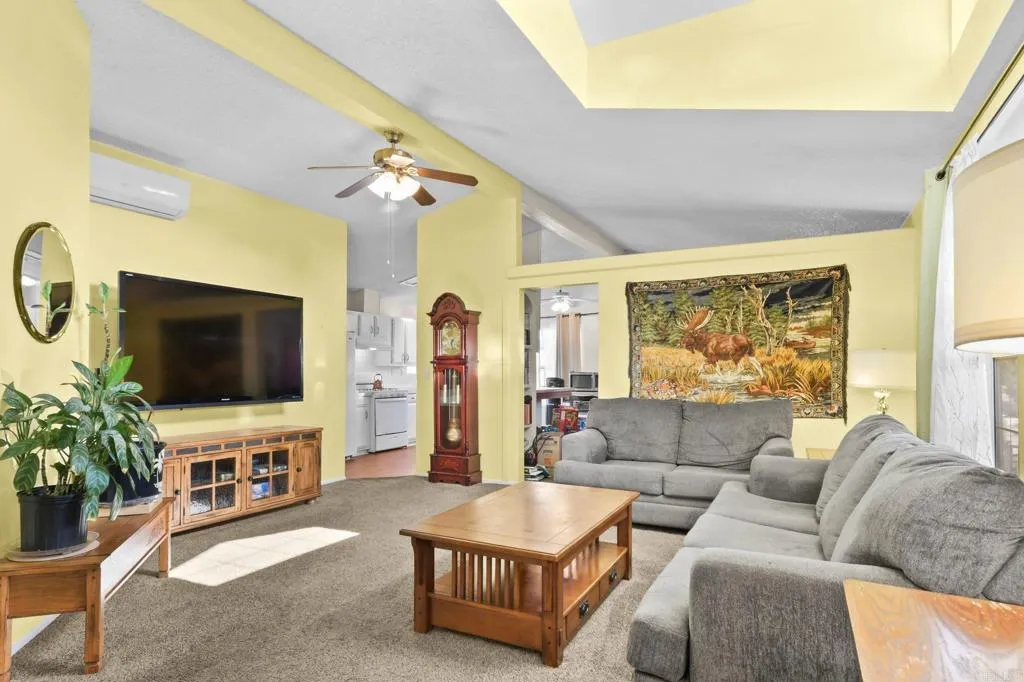https://cdn.realtyfeed.com/cdn/127/306639365/13a6c9ec4ce710234330e7df41106740.webp