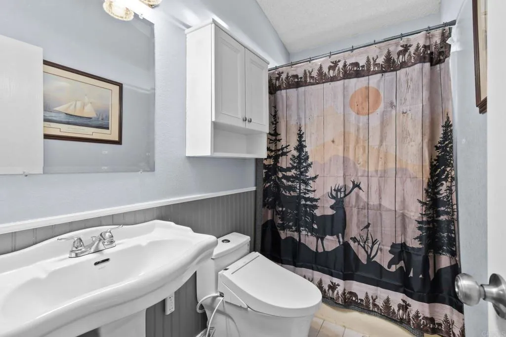 https://cdn.realtyfeed.com/cdn/127/306639365/8fb738c5fa3ee9dadc5c01f78652d7a9.webp