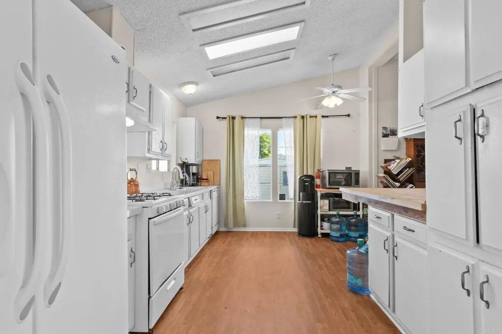 https://cdn.realtyfeed.com/cdn/127/306639365/ce525ff7f004a3c92088b4420ba3ec8f.webp