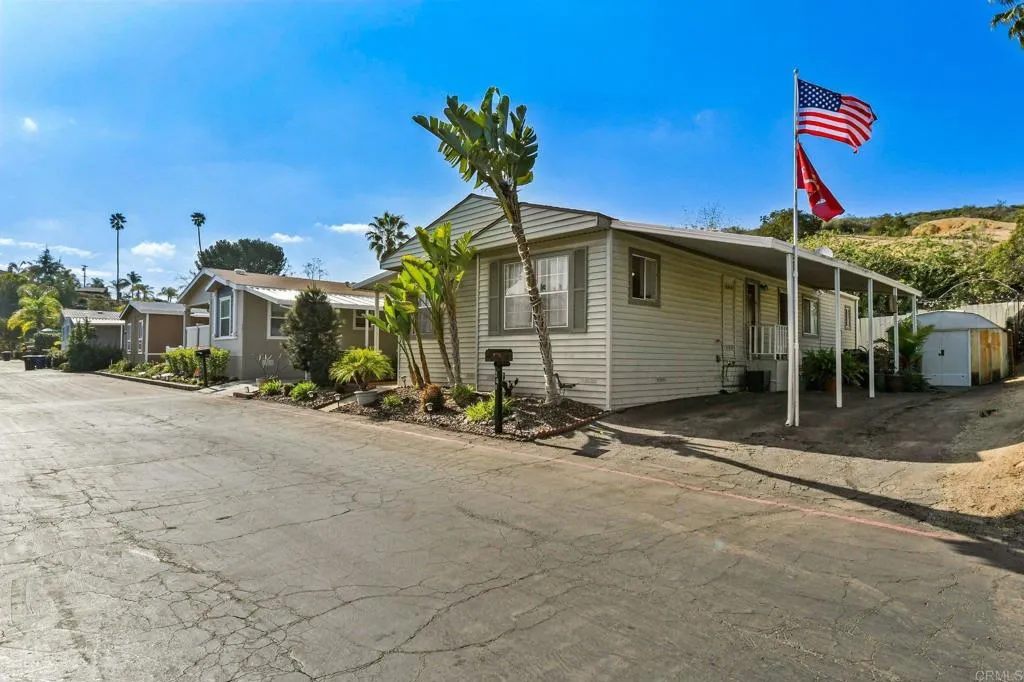 https://cdn.realtyfeed.com/cdn/127/306639365/f6ffa5c7c4b6e40663abeba27246fdb9.webp