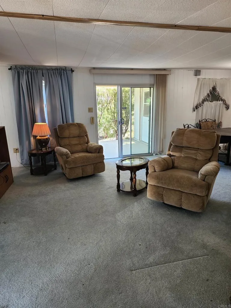 https://cdn.realtyfeed.com/cdn/127/306639366/7bb30ab9ed6e864d99c4b340a9894f62.webp
