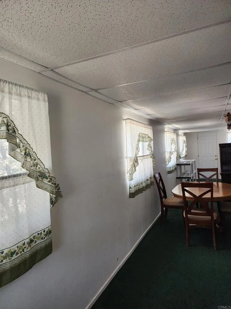 https://cdn.realtyfeed.com/cdn/127/306639366/892bb69b9fd18a7b82ea4a0498b7fa1b.webp