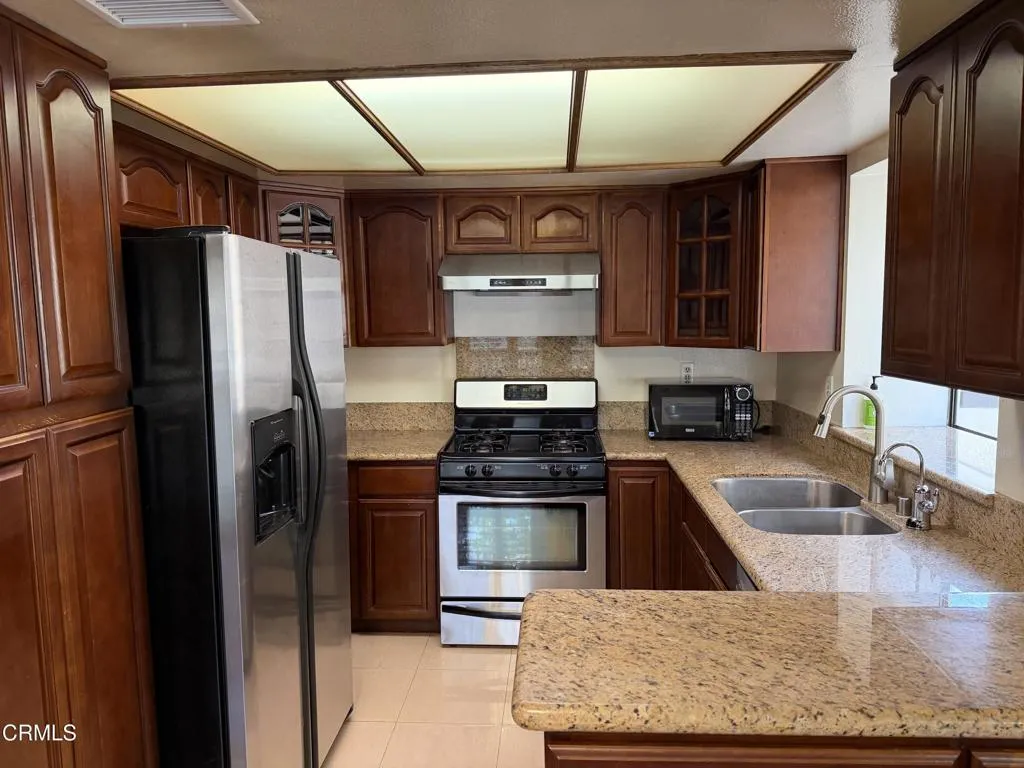 456 E San Jose Avenue Unit F, Burbank, CA 91501 - Photo 2 of 19, Burbank, CA