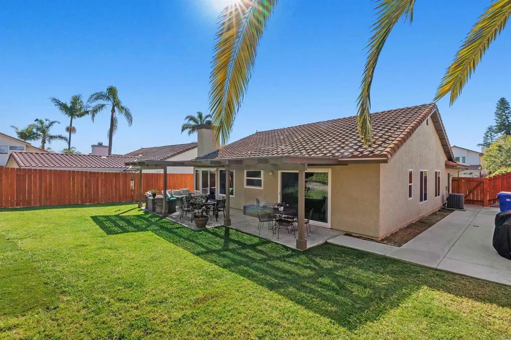 https://cdn.realtyfeed.com/cdn/127/306639412/d93835b5655406e1cbeb98162de5302b.webp