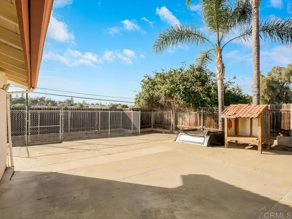 https://cdn.realtyfeed.com/cdn/127/306639416/4b3e0e16f1d741c73f5c6c7c7c59f1b9.webp