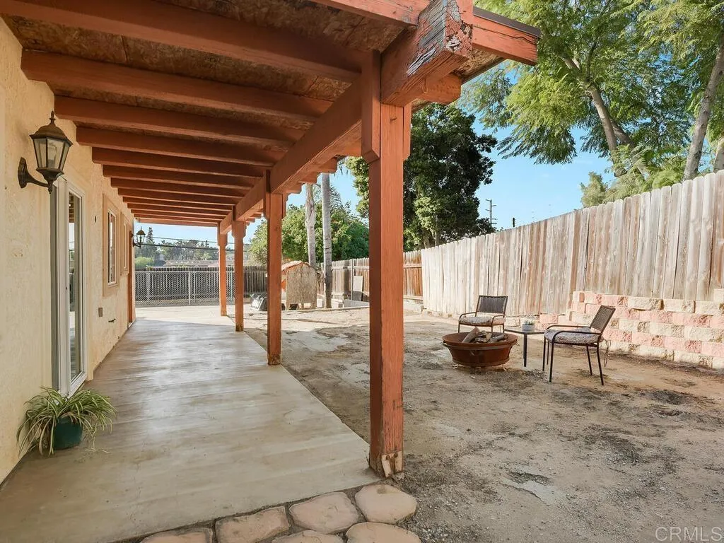 https://cdn.realtyfeed.com/cdn/127/306639416/851b738bac498a5760956f128dd8ac0d.webp