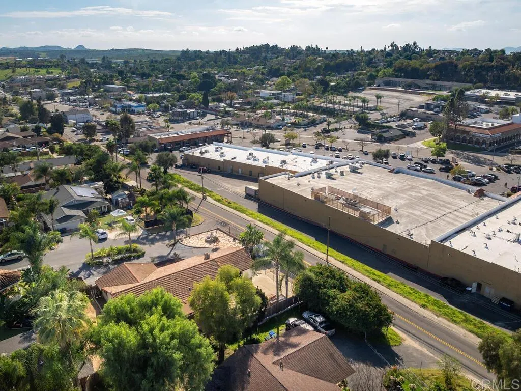 https://cdn.realtyfeed.com/cdn/127/306639416/de5d0b141f4416de70fd88634c70418d.webp