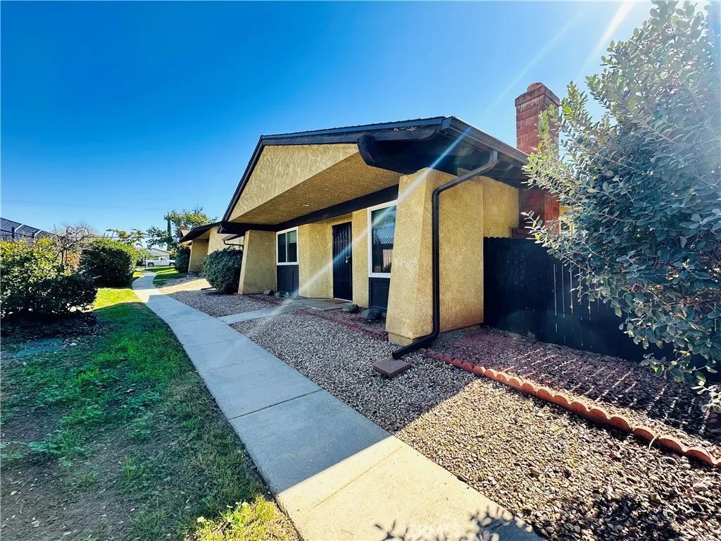 1255 S Buena Vista, Hemet, CA 92543 - Photo 3 of 25, Hemet, CA