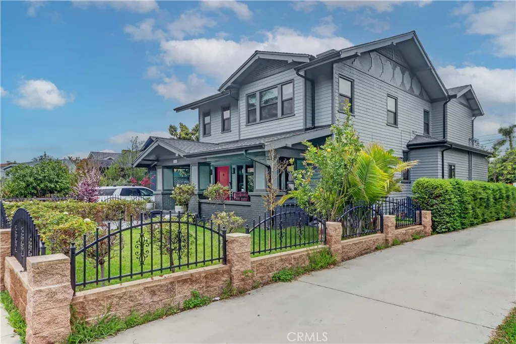 223 N. St. Andrews, Los Angeles, CA 90004 - Main photo, Los Angeles, CA