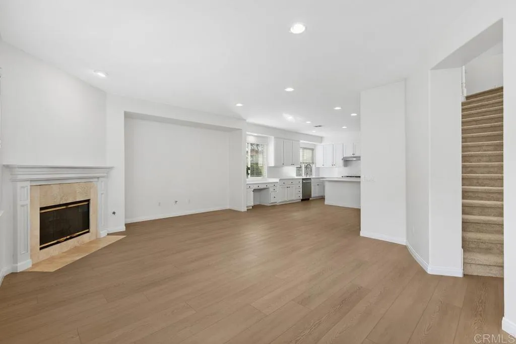 https://cdn.realtyfeed.com/cdn/127/306639449/f326c70f910c391ca7dac39b2559060e.webp