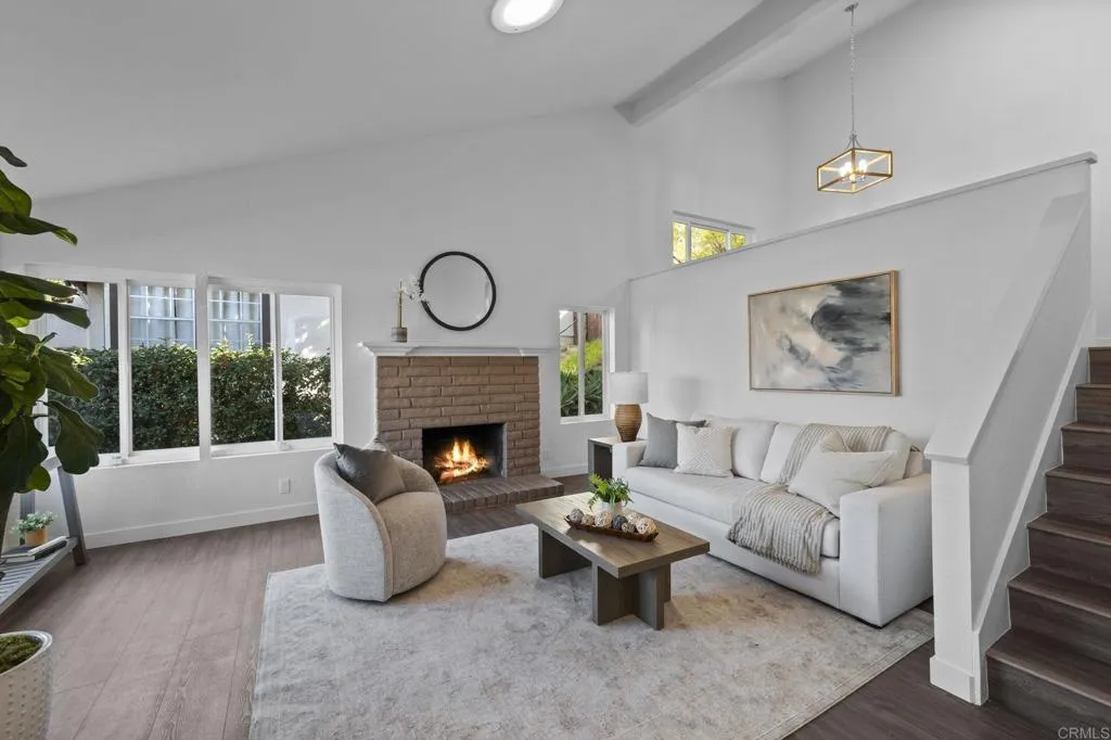 https://cdn.realtyfeed.com/cdn/127/306639460/149ae180e99c781c26477f5c854e5197.webp