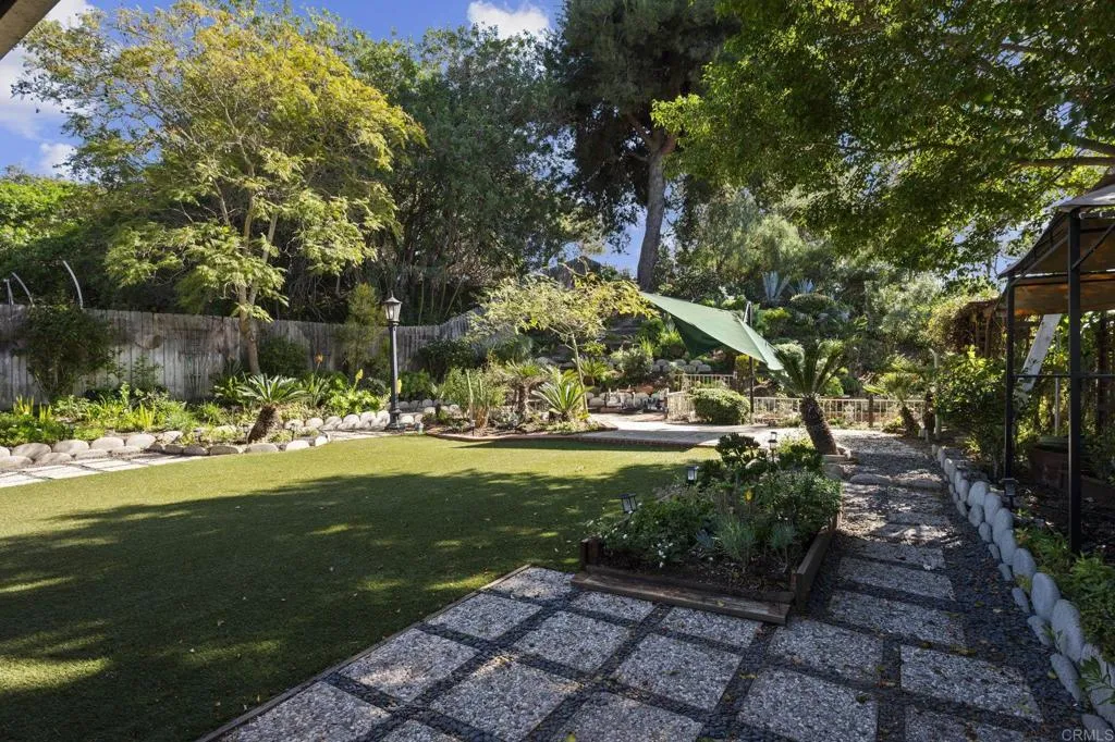 Photo #25: PTP2601015 Listing: Photo #25