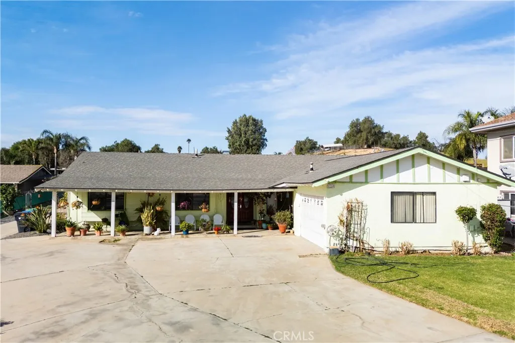 2160 Temescal Avenue