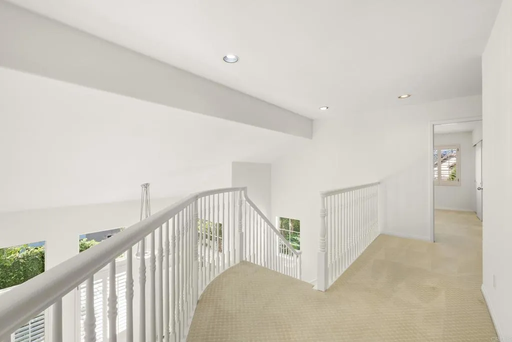 https://cdn.realtyfeed.com/cdn/127/306639492/555eb90d618be63ab8a5932f9086c281.webp