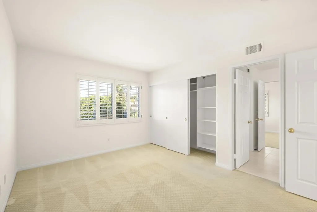 https://cdn.realtyfeed.com/cdn/127/306639492/9bf8acca0892d0b9ed8f379f81f78309.webp