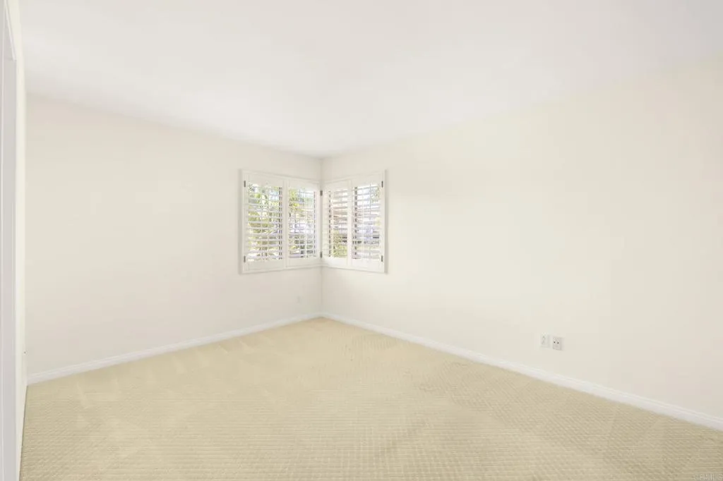 https://cdn.realtyfeed.com/cdn/127/306639492/cb95e5f3d0b3de1fe8303408552f5f6c.webp