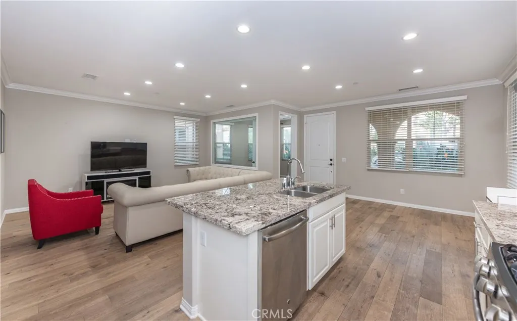 126 Rose Arch, Irvine, CA 92620 - Photo 5 of 22, Irvine, CA