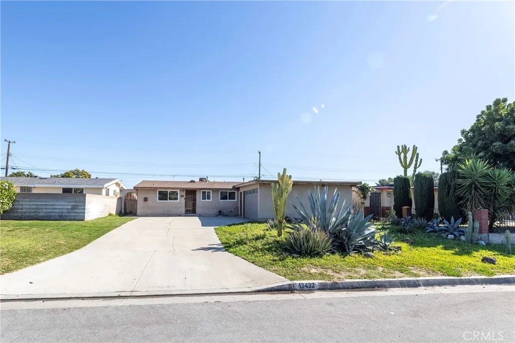 13432 Bona Vista Lane, La Mirada, CA 90638 - Photo 5 of 27, La Mirada, CA