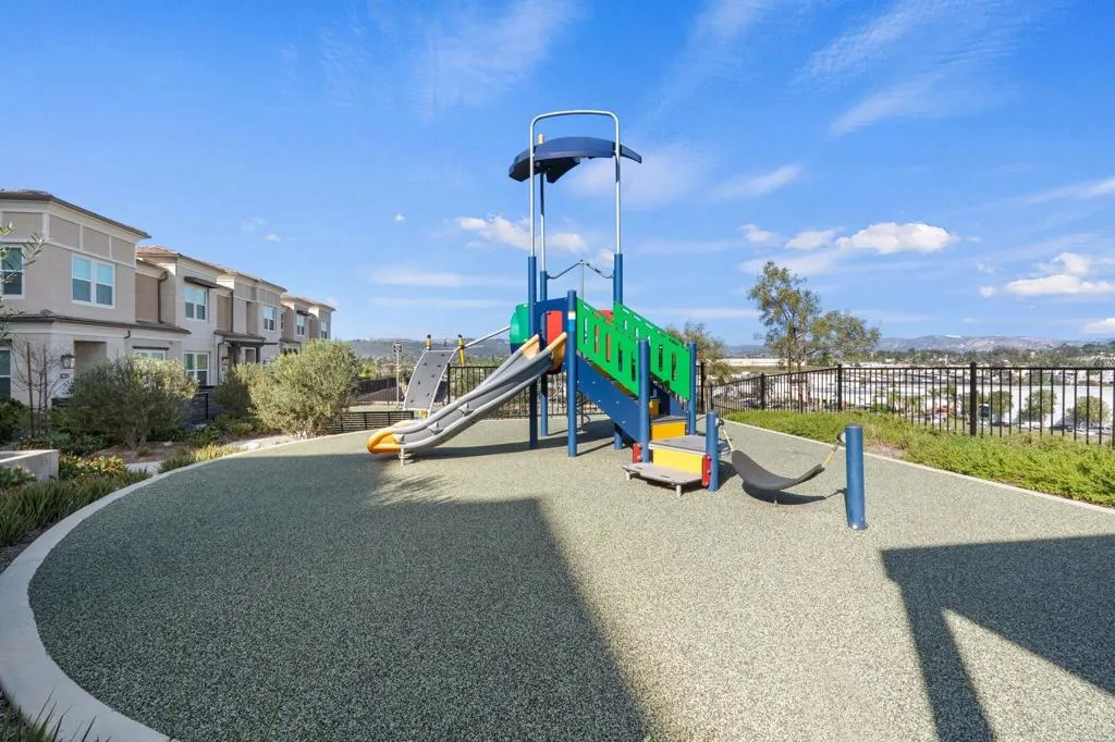 1220 Sunrise View UNIT 101, San Marcos, CA, 92078