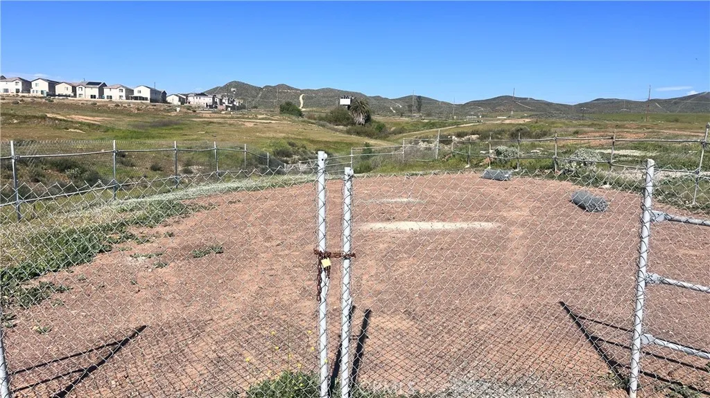 Lake Elsinore, CA 92530