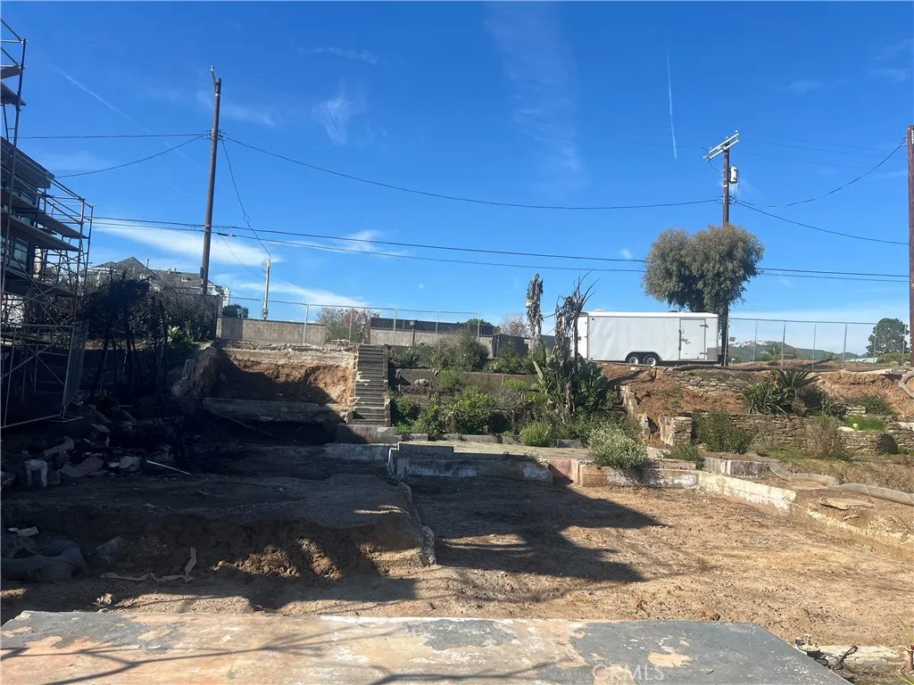 611 Erskine, Pacific Palisades, CA 90272 - Photo 3 of 6, Pacific Palisades, CA