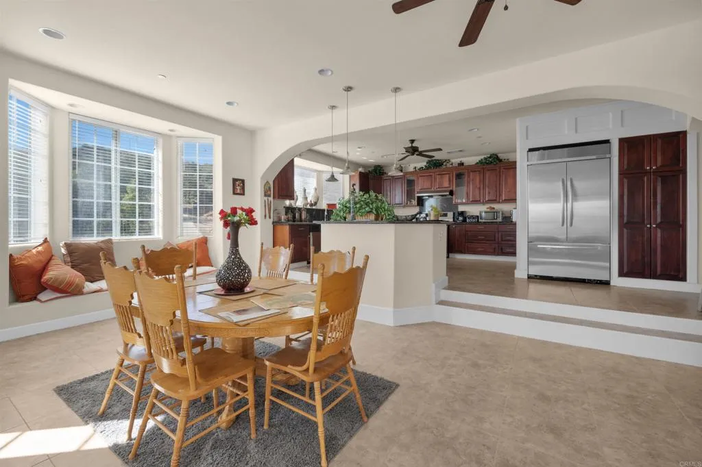 https://cdn.realtyfeed.com/cdn/127/306639687/341a1ccd91de739c602676d36904f34a.webp