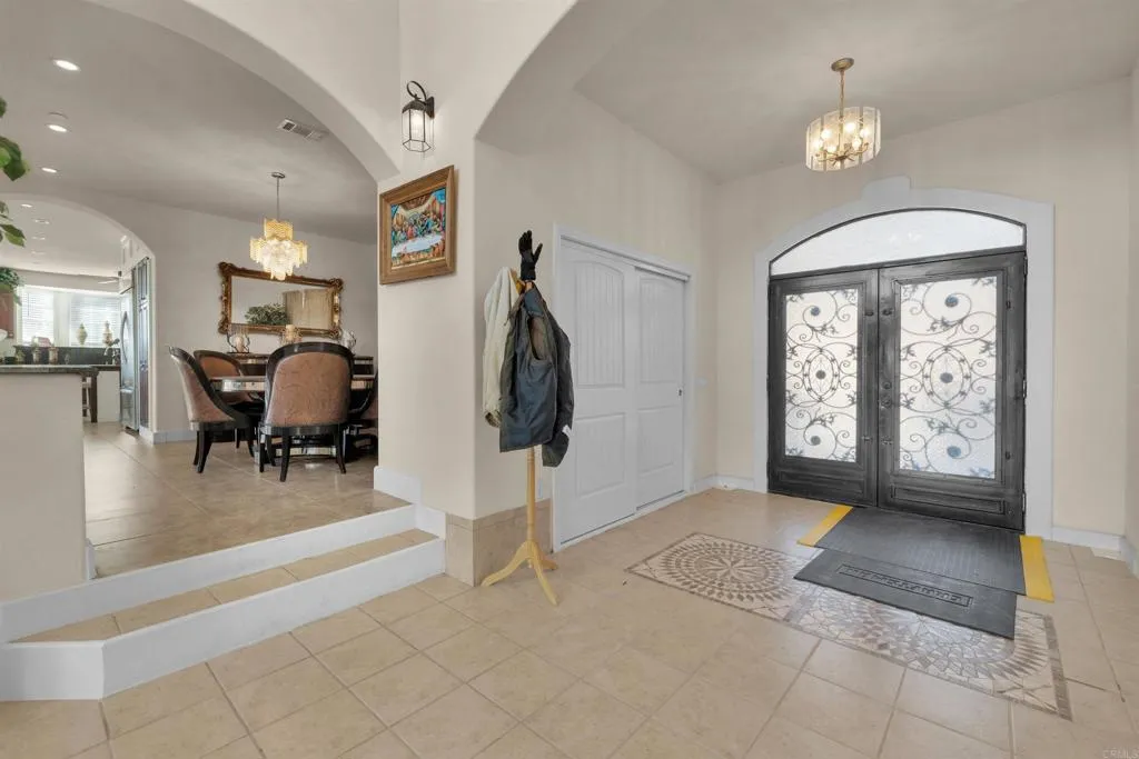 https://cdn.realtyfeed.com/cdn/127/306639687/430cc0d079460b18423460a3e6b5ba81.webp