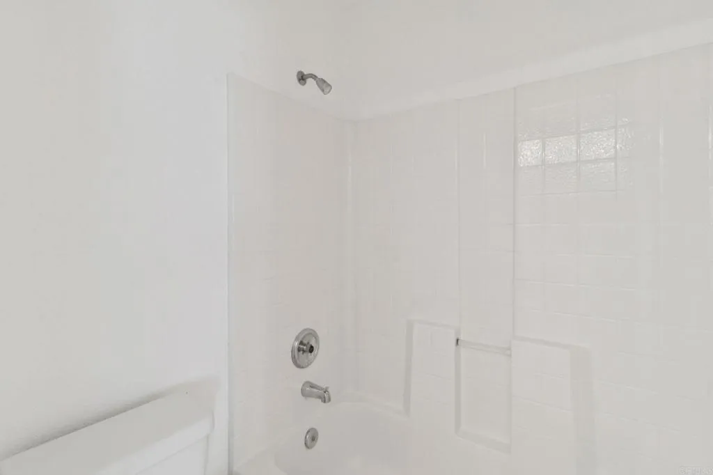 https://cdn.realtyfeed.com/cdn/127/306639754/f389f987335536c5c601507fd28b79ad.webp