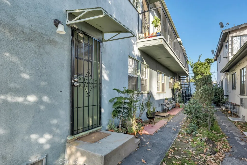 6308 Coldwater Canyon, North Hollywood, CA 91606 - Photo 2 of 58, North Hollywood, CA