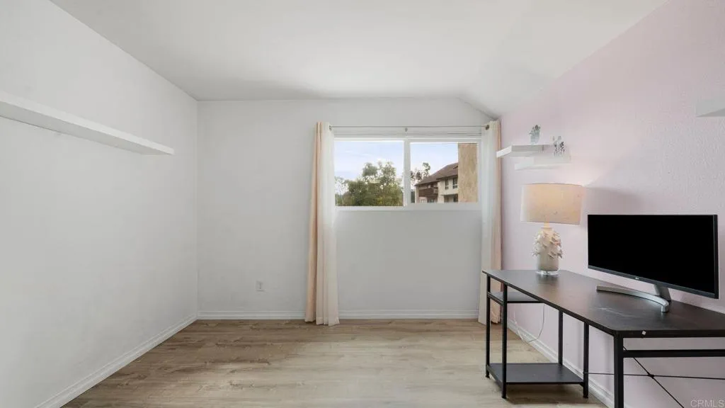 https://cdn.realtyfeed.com/cdn/127/306639858/824ad78abd700e93fc6ede24ee291c02.webp