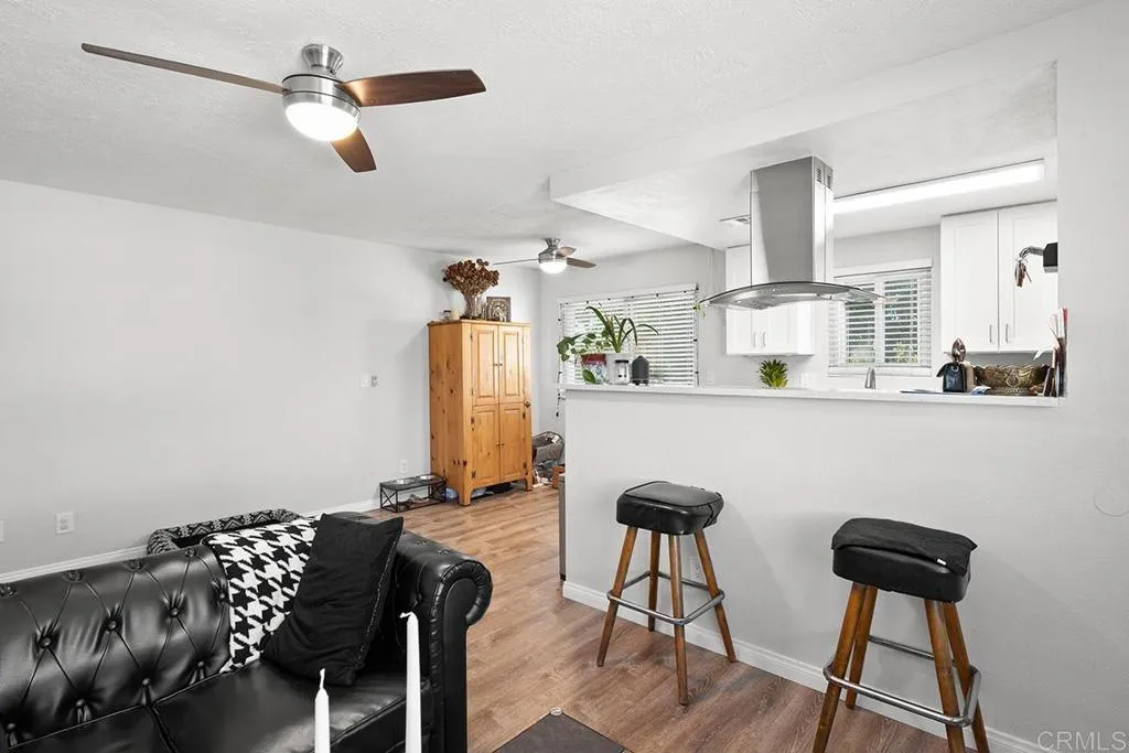 https://cdn.realtyfeed.com/cdn/127/306639864/0093d36d23d43d5fb080145fc902169b.webp