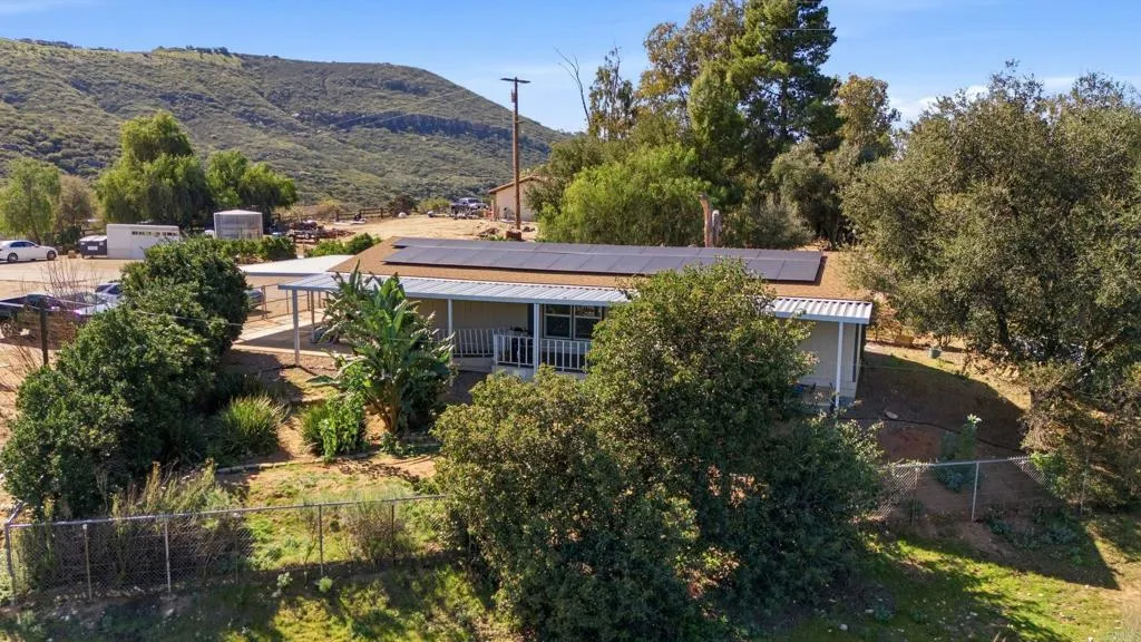 https://cdn.realtyfeed.com/cdn/127/306640006/6c27571d1dd741a0d93a2486c0142943.webp