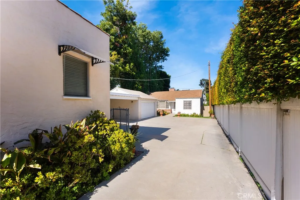 15207 Greenleaf, Sherman Oaks, CA, 91403