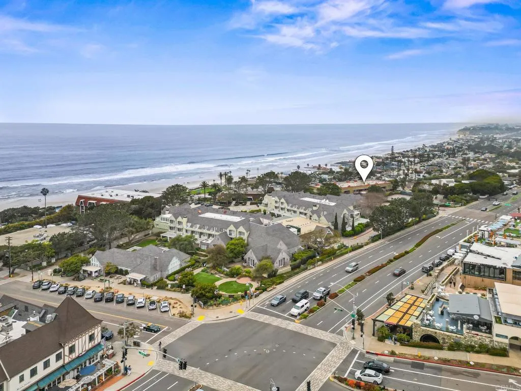 https://cdn.realtyfeed.com/cdn/127/306640189/67762af193e8e10a3c063d915b17c81c.webp
