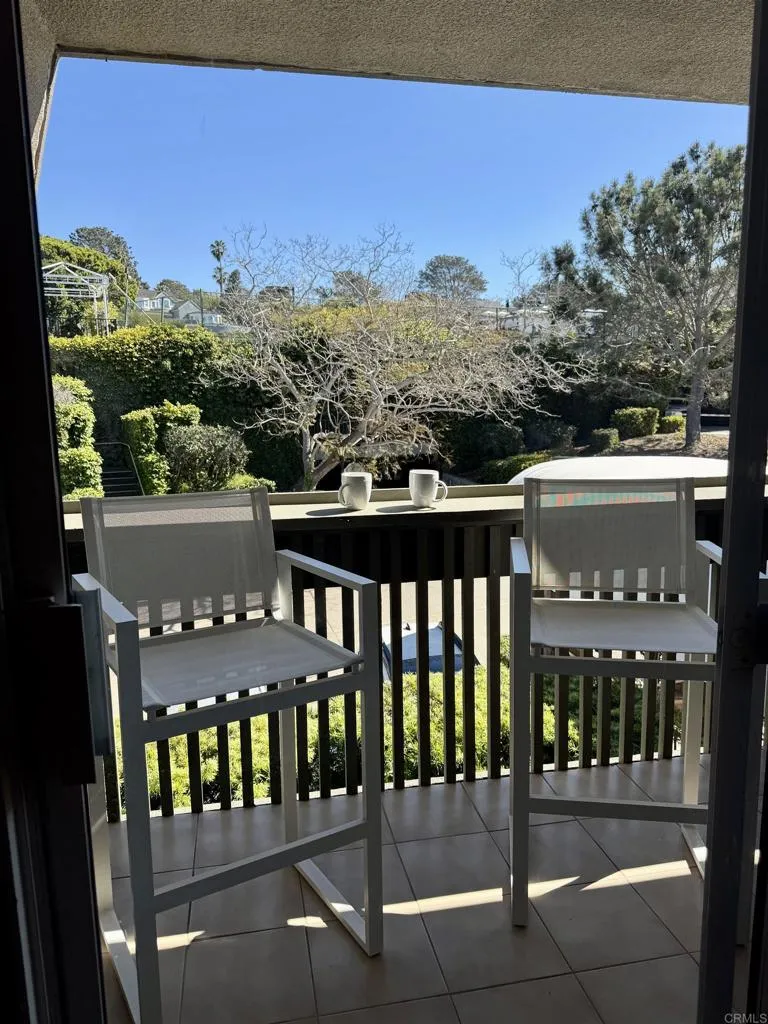 https://cdn.realtyfeed.com/cdn/127/306640189/89d18006eaa18e11ae2109b1f4b93678.webp
